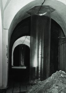 Matsenko_Image_Artwork_1993_Kolony_Kyevo_Mogylianska_Akademiia_installation.jpg